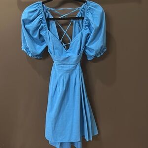 mable boutique brand size small dress with open back that ties